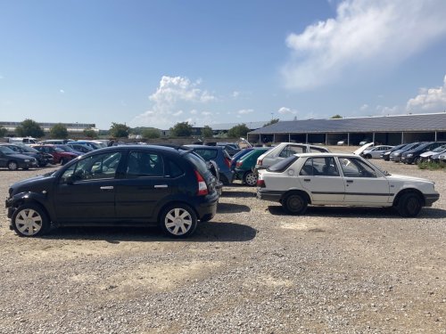 Vendre une vieille voiture pour pièce Béziers