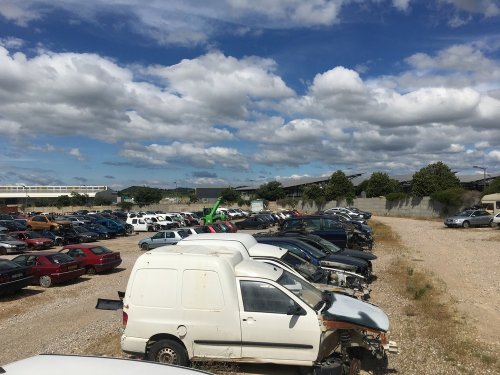 ﻿Achat fourgonnette pour pièce auto Pézenas